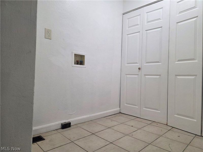 1705 E 84 Street, Cleveland, OH 44103 Photo 13