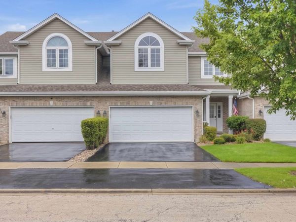 11610 Lake Shore Drive , Orland Park, IL 60467