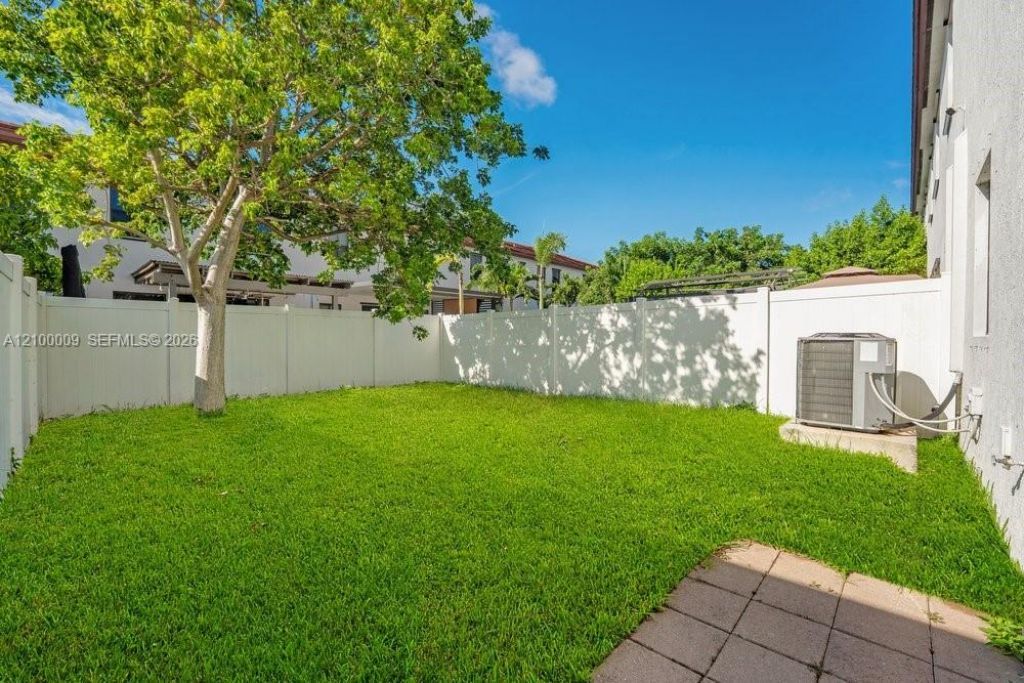 3412 W 106th St, Unit 3412, Hialeah, FL 33018 Photo