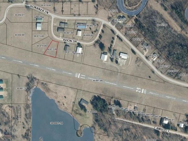 1008 Avion, Lake Isabella, MI 48893