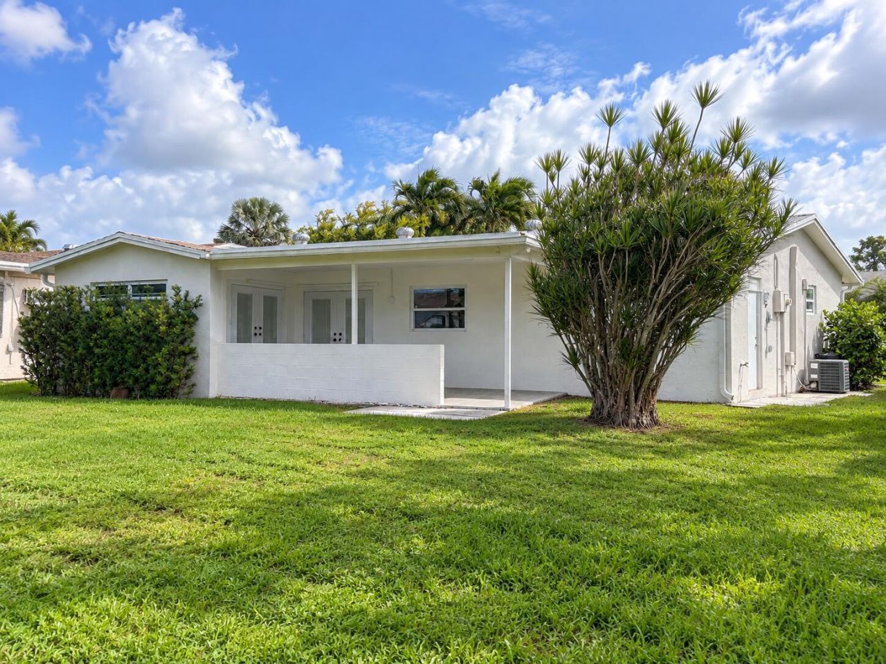 6985 NW 17th Court, Margate, FL 33063 Photo