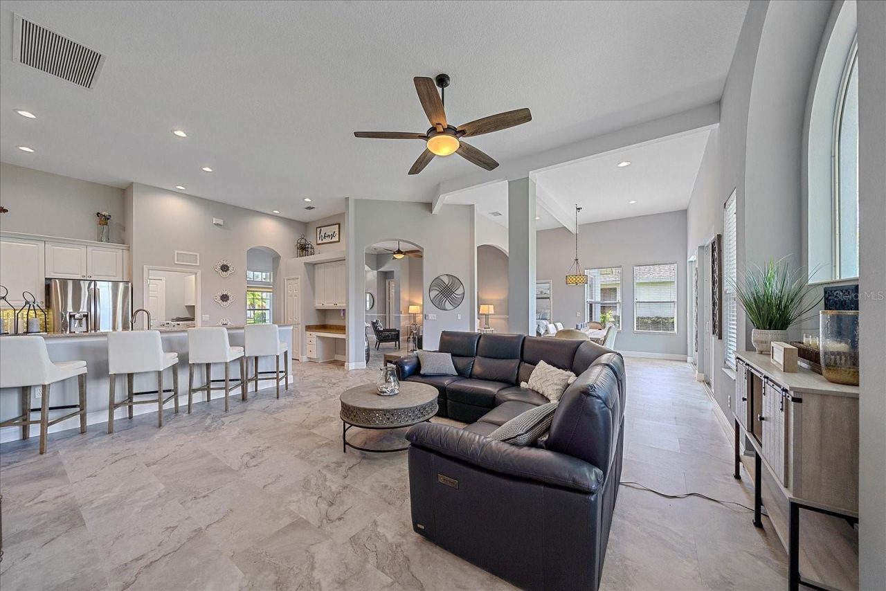 8015 Spring Marsh Drive , Bradenton, FL 34201 Photo