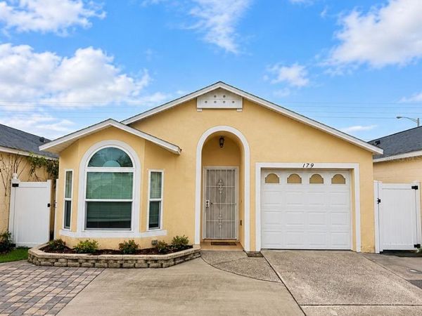 179 DAHLIA VILLAGE CIRCLE, Unit 63, ORLANDO, FL 32807