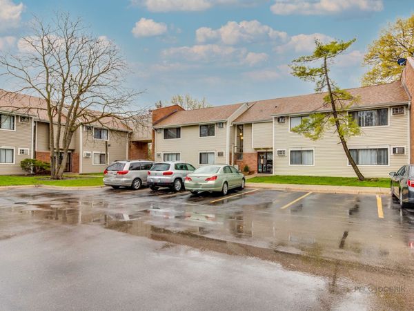 2200 Bayside Drive , Unit 4, Palatine, IL 60074