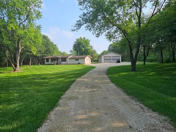 W8969 County Road P, Almond, WI 54909