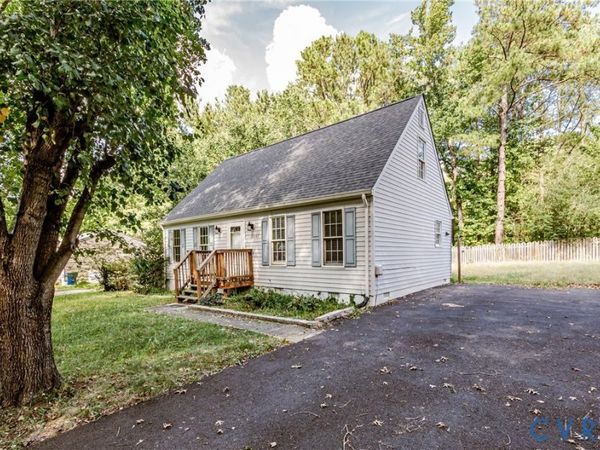 11447 Great Branch Drive, Chester, VA 23831