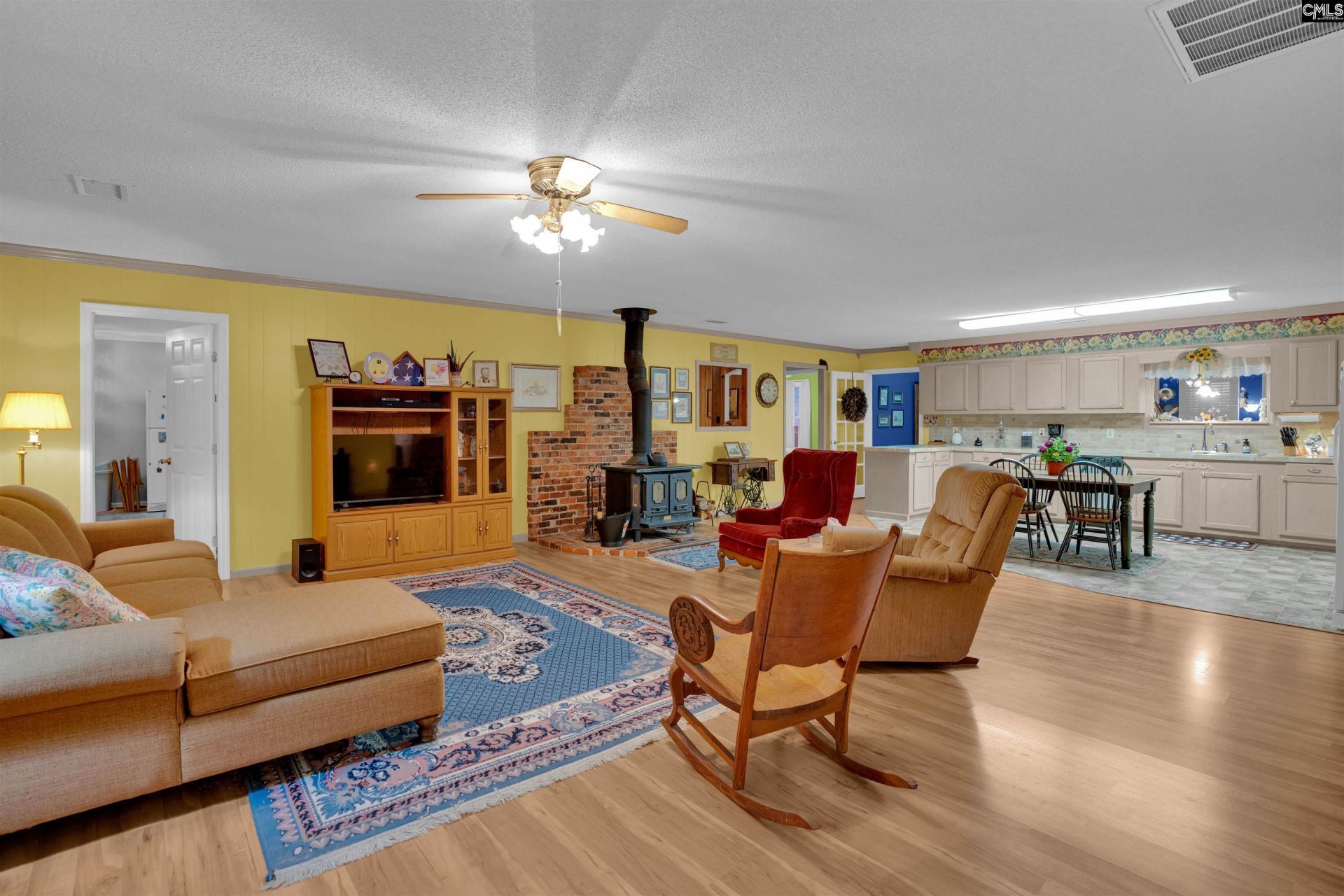 2732 Kennerly Road  Photo 10