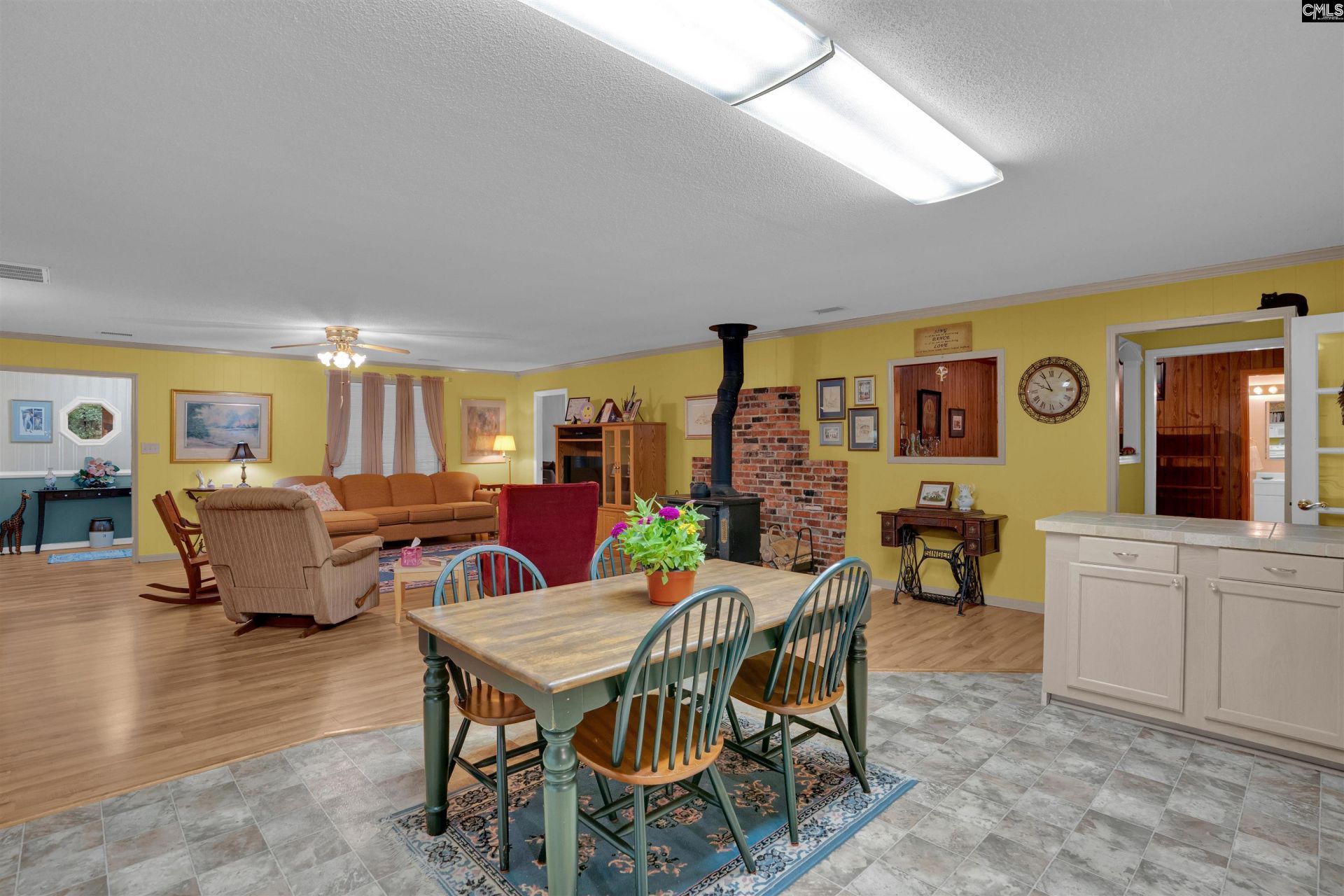 2732 Kennerly Road  Photo 13