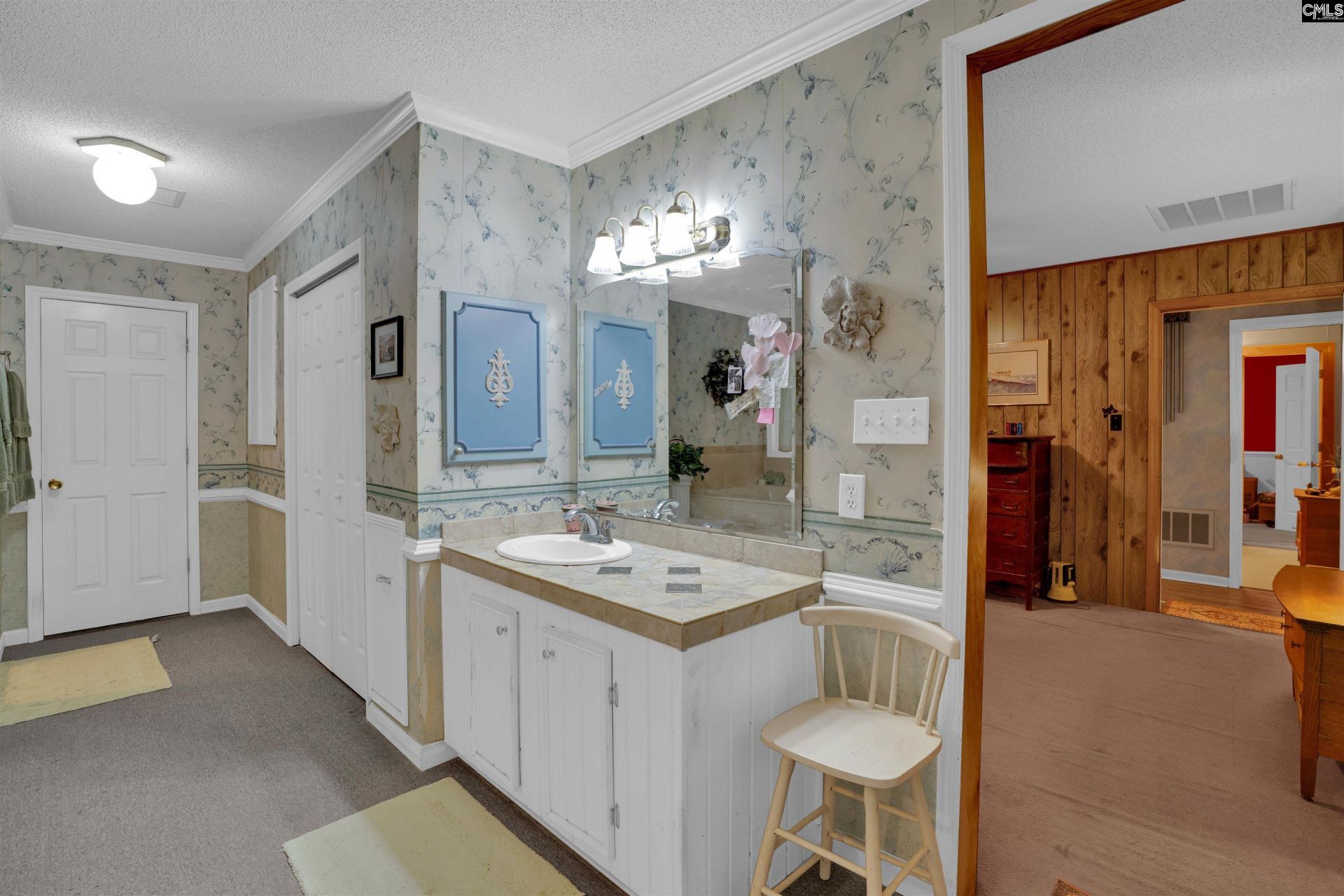 2732 Kennerly Road  Photo 30