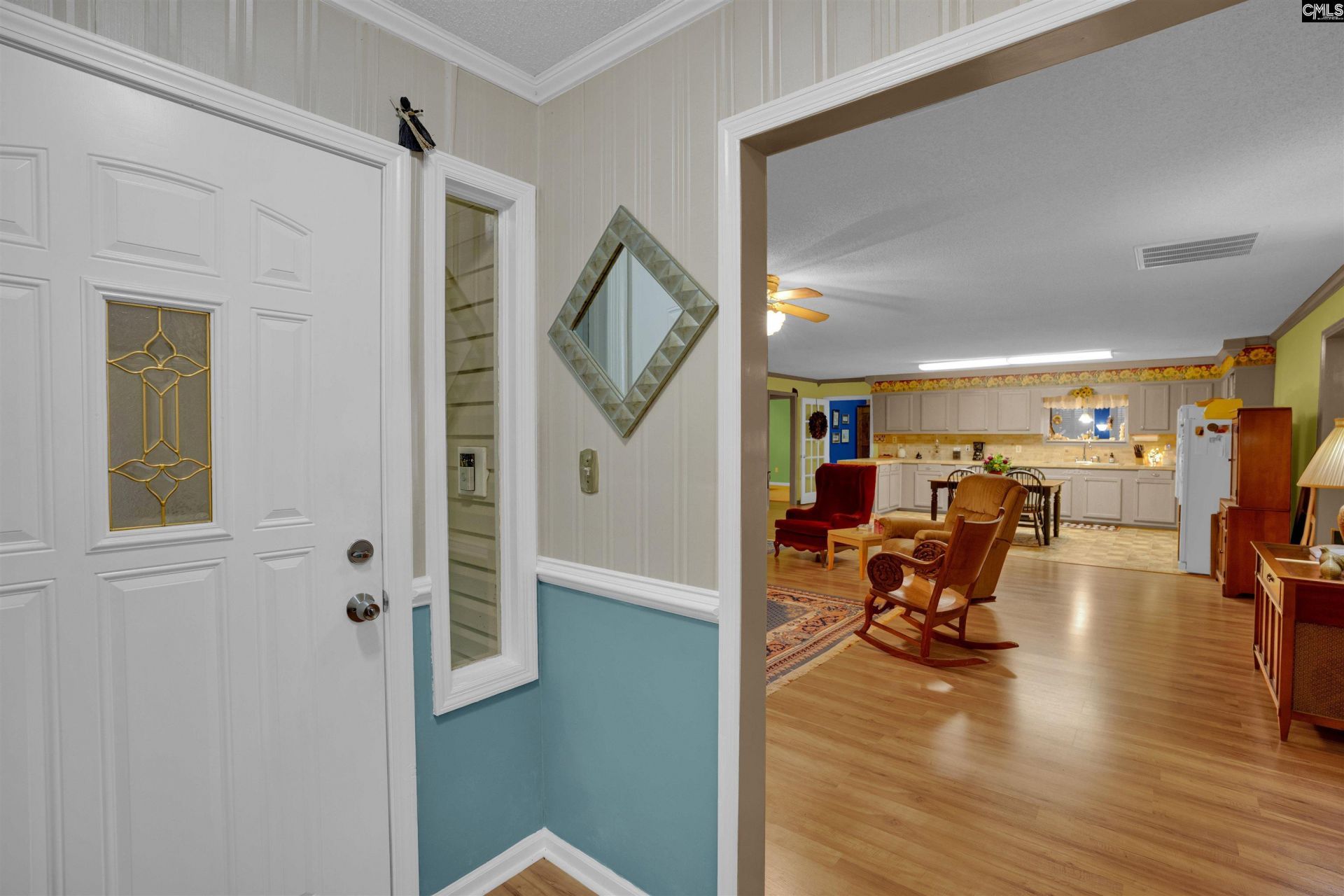 2732 Kennerly Road  Photo 6