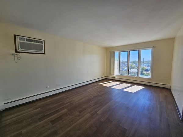 5968 S Archer Avenue , Unit 2, Chicago, IL 60638
