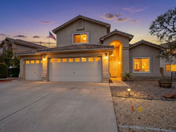 7372 Sidewinder Drive NE, Albuquerque, NM 87113