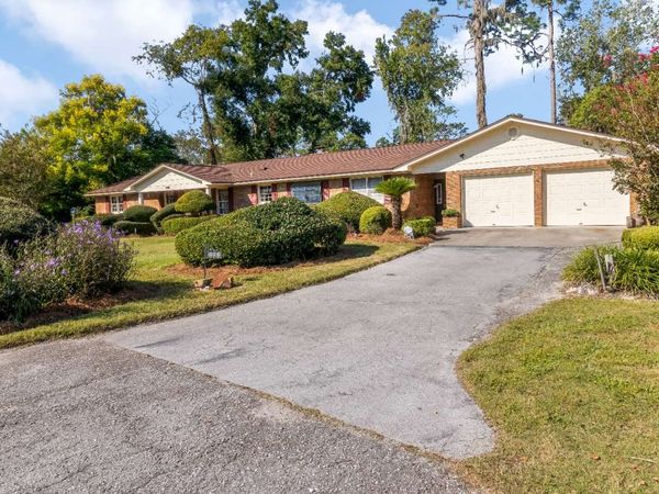 998 PINEVIEW CIRCLE, Live Oak, FL 32064