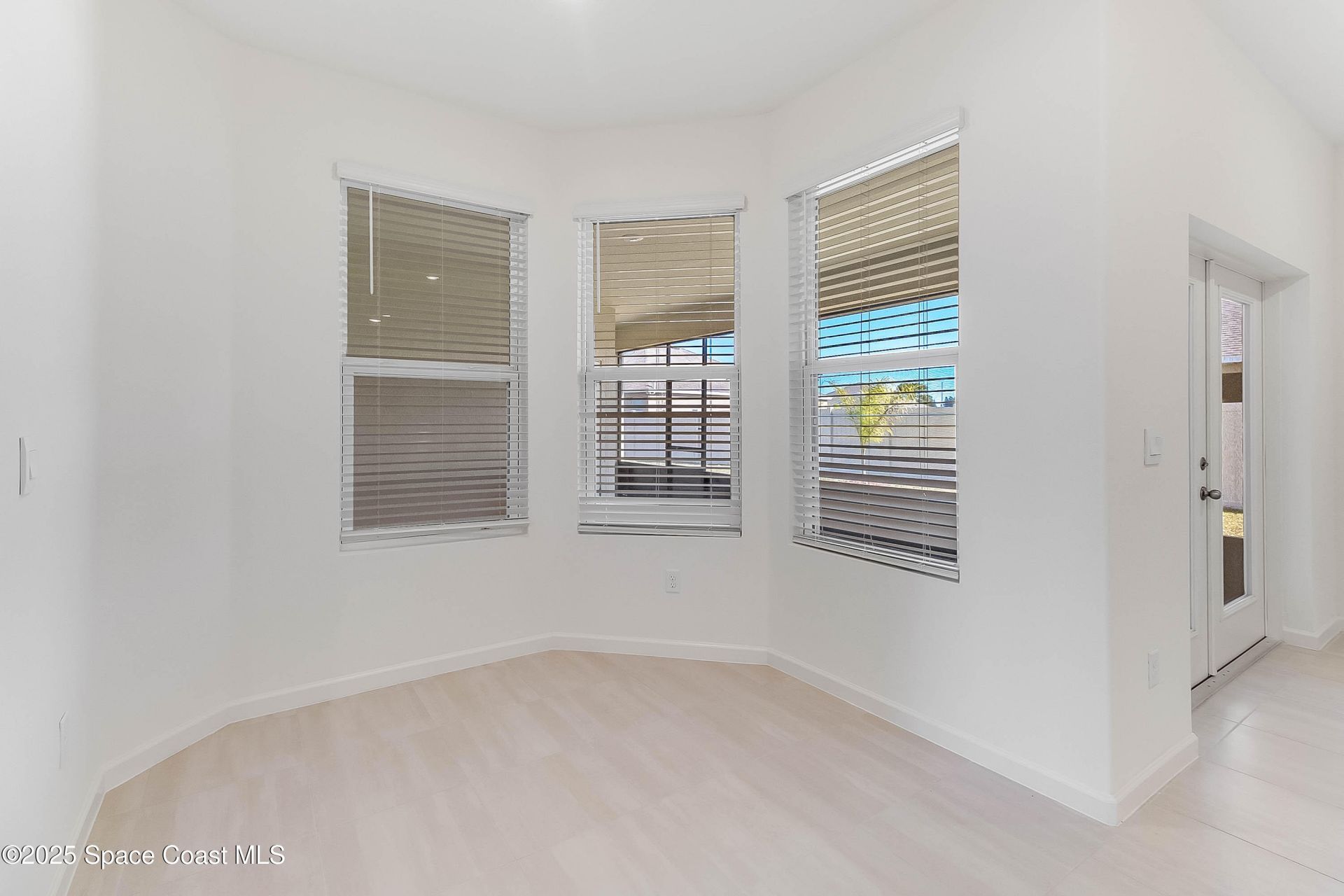 7075 Serpentine Court , Grant-valkaria, FL 32949 Photo