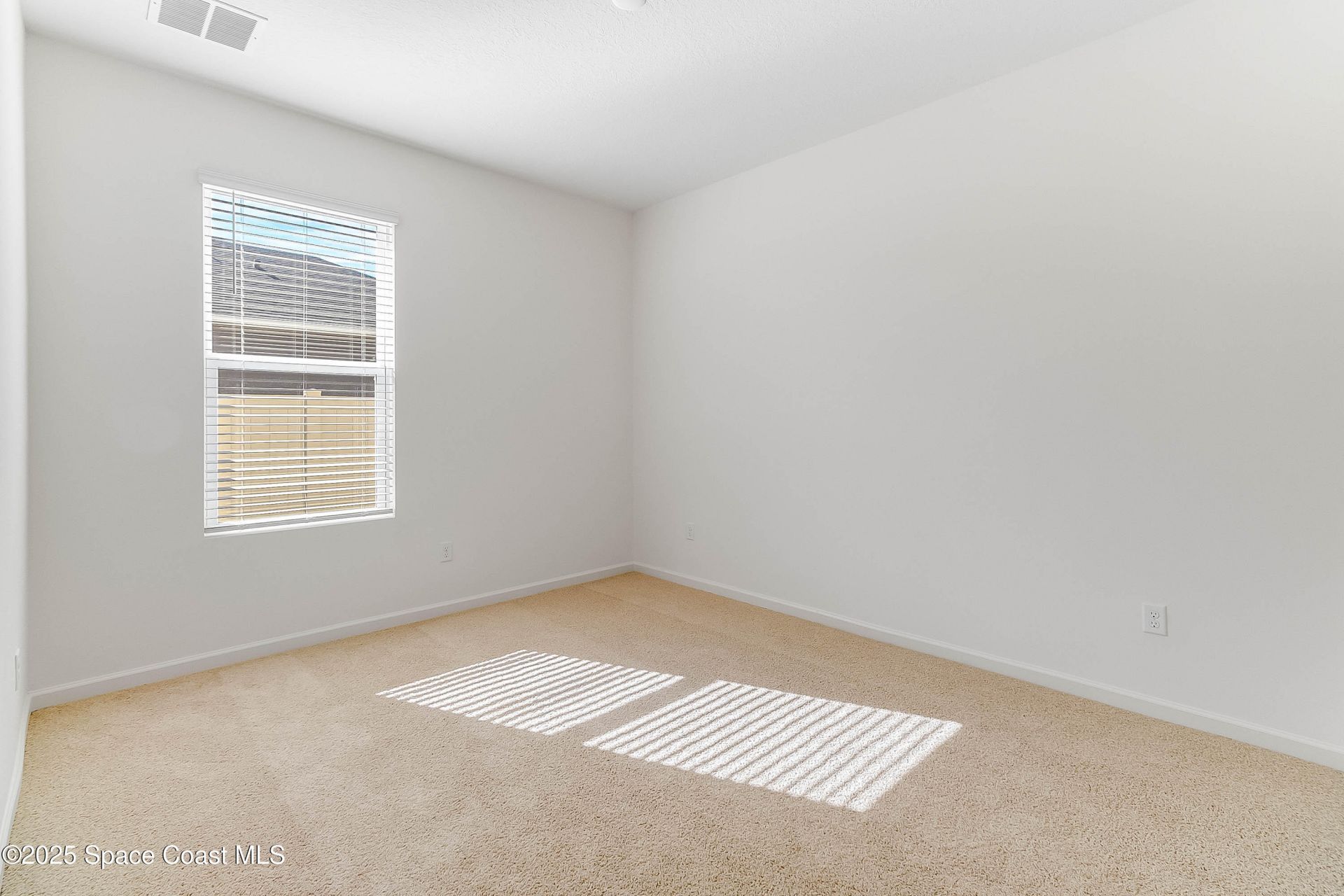 7075 Serpentine Court , Grant-valkaria, FL 32949 Photo