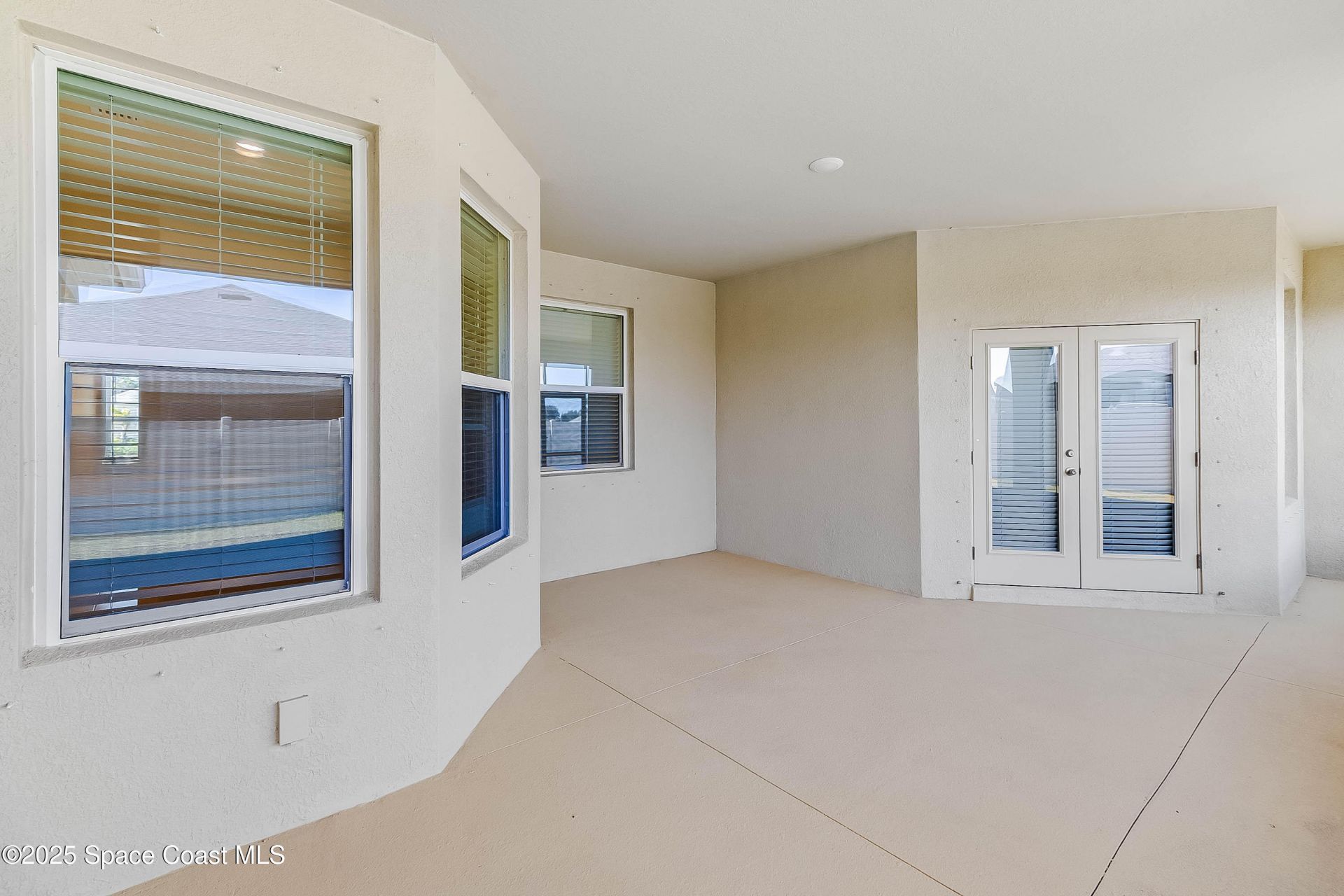 7075 Serpentine Court , Grant-valkaria, FL 32949 Photo