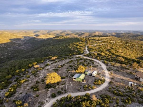 21 Sd 32522, Rocksprings, TX 78880