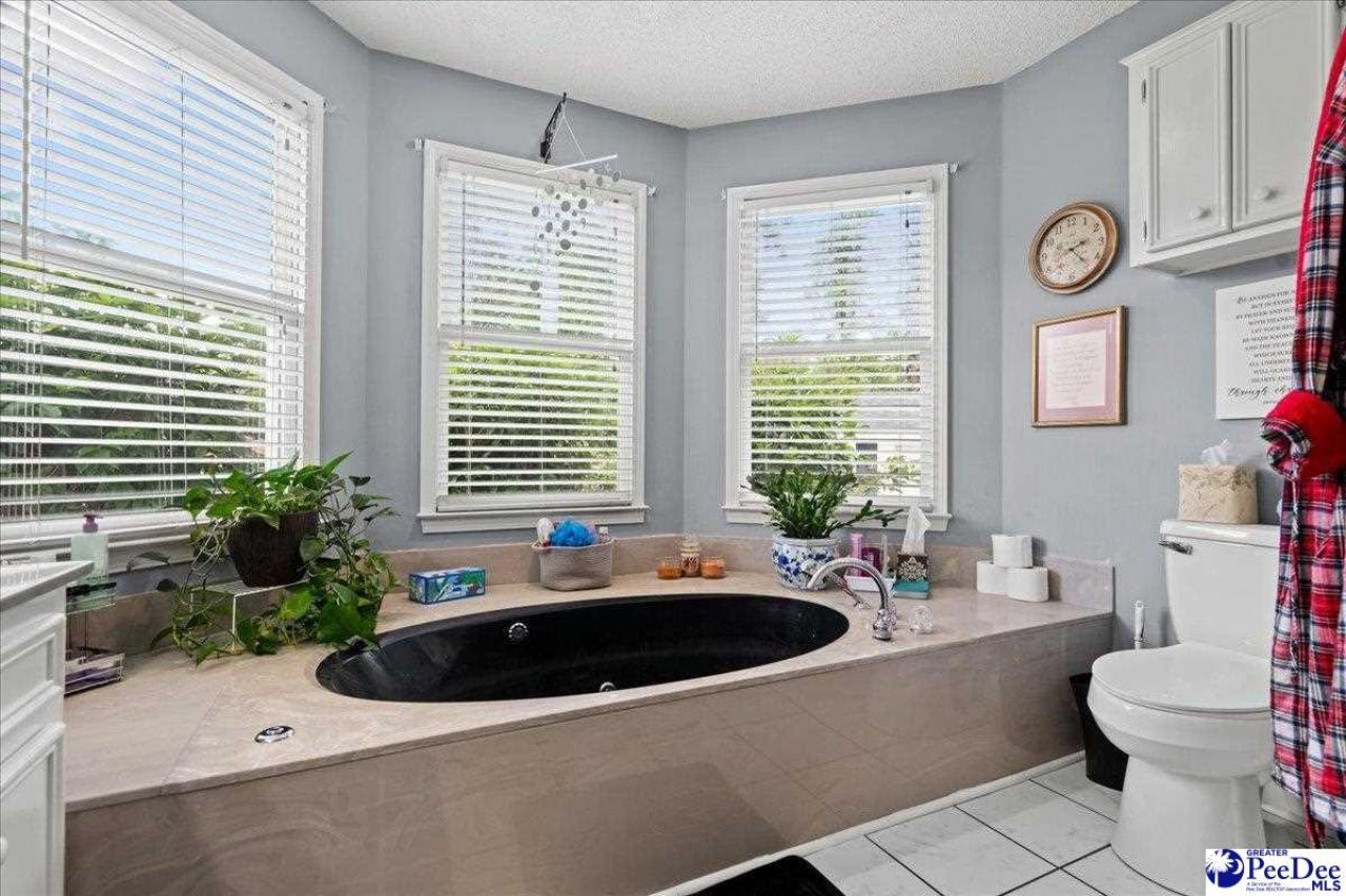 1348 Cottingham Road Photo 18