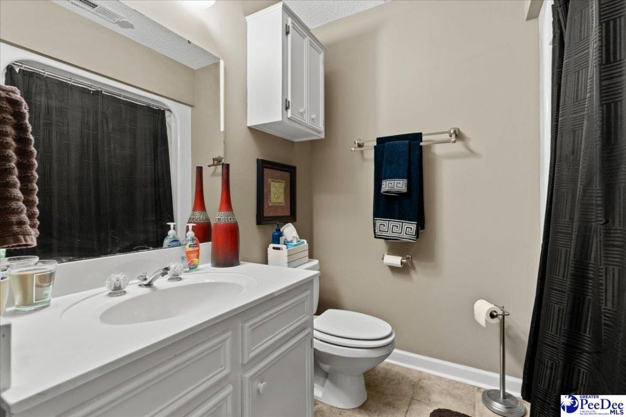 1348 Cottingham Road Photo 25