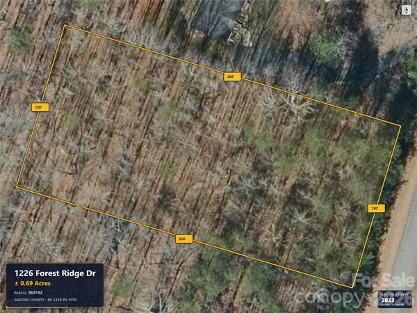 1226 Forest Ridge Drive , Bessemer City, NC 28016