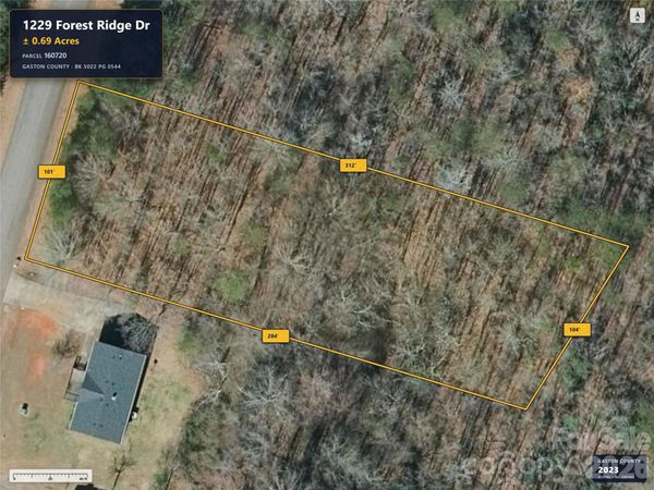 1229 Forest Ridge Drive , Bessemer City, NC 28016
