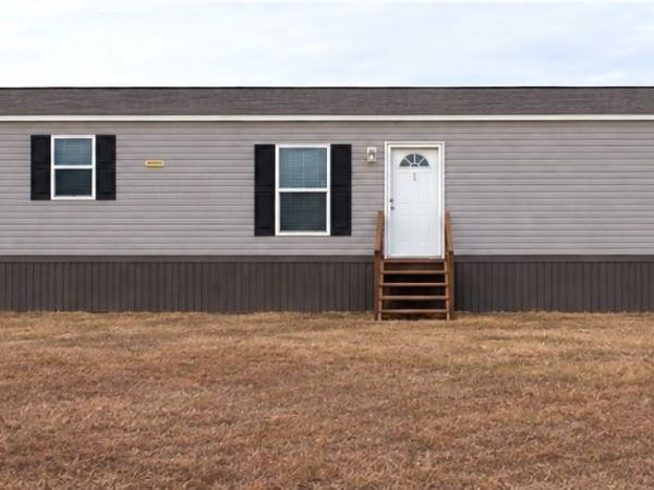12240 FM 1383 , Schulenburg, TX 78956