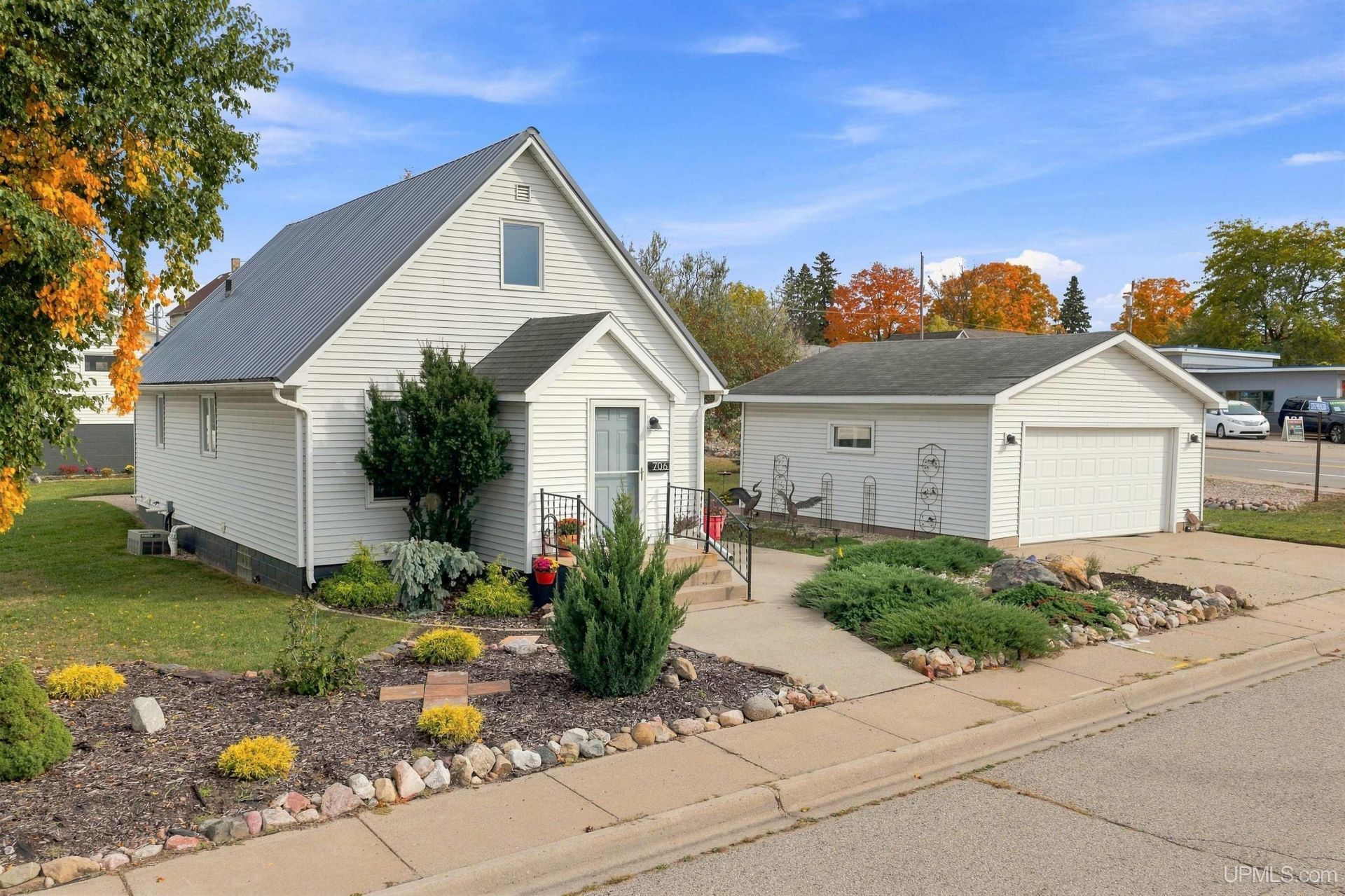 706 Stephenson Street, Norway, MI 49870 Main Photo