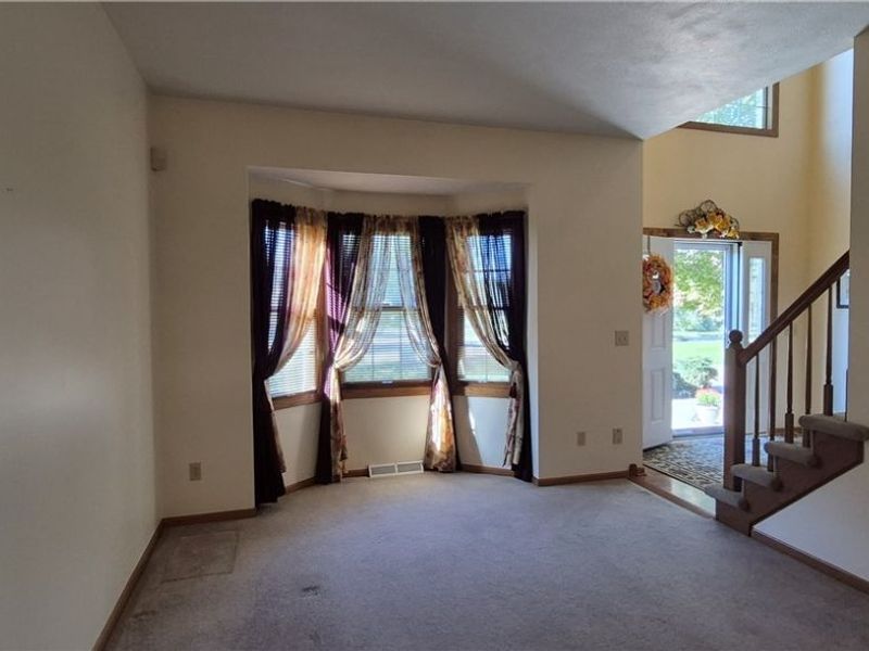 19457 Stony Point Drive, Strongsville, OH 44136 Photo 12