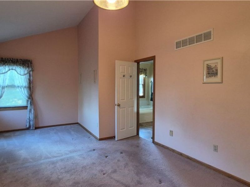 19457 Stony Point Drive, Strongsville, OH 44136 Photo 22