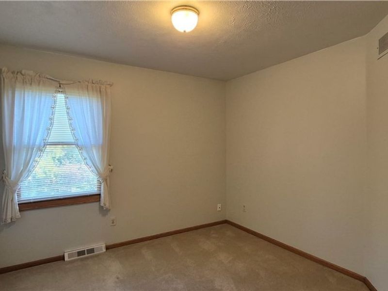 19457 Stony Point Drive, Strongsville, OH 44136 Photo 28