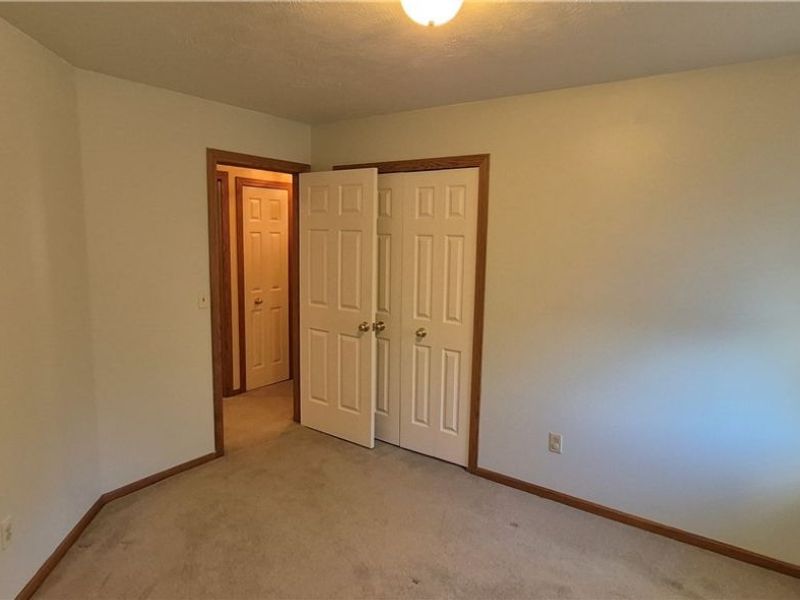 19457 Stony Point Drive, Strongsville, OH 44136 Photo 29