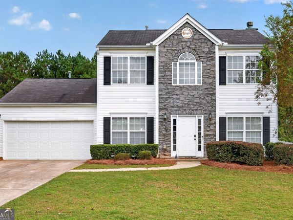 909 Milton Circle, Loganville, GA 30052