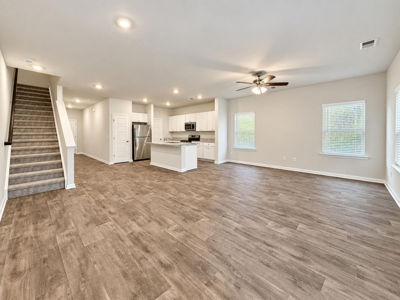 8753 Silver Perch Lane Photo 4