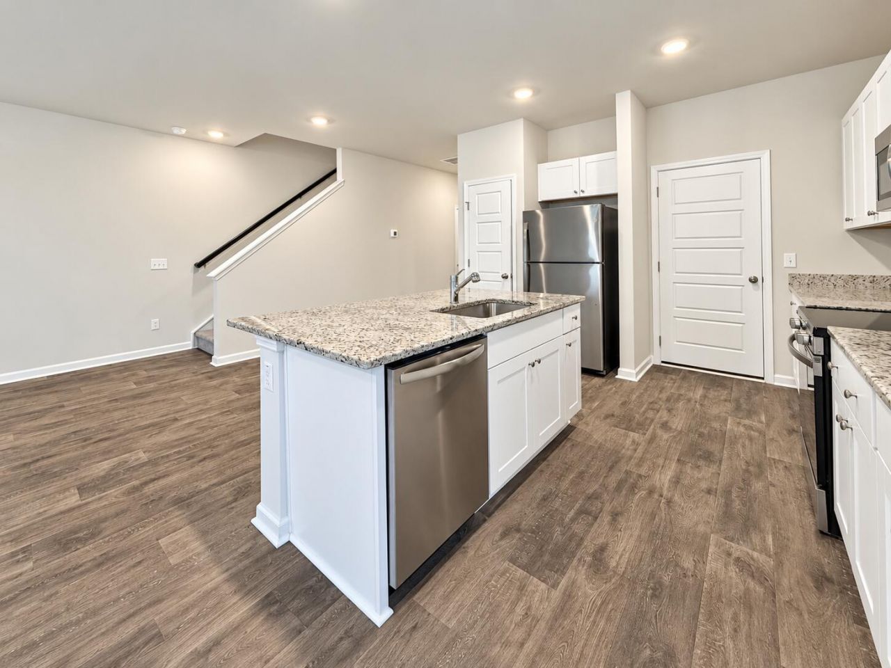 8753 Silver Perch Lane Photo 6