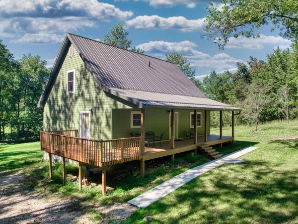 8235 Pleasant Chapel Road SE, Newark, OH 43056