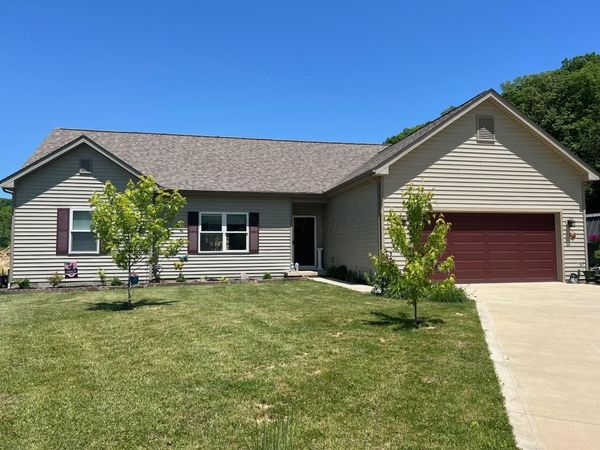 32388 Lilac Lane , Logan, OH 43138