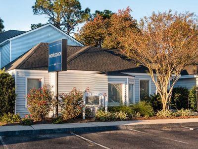 800 Johnnie Dodds Boulevard , Unit 107, Mount Pleasant, SC 29464