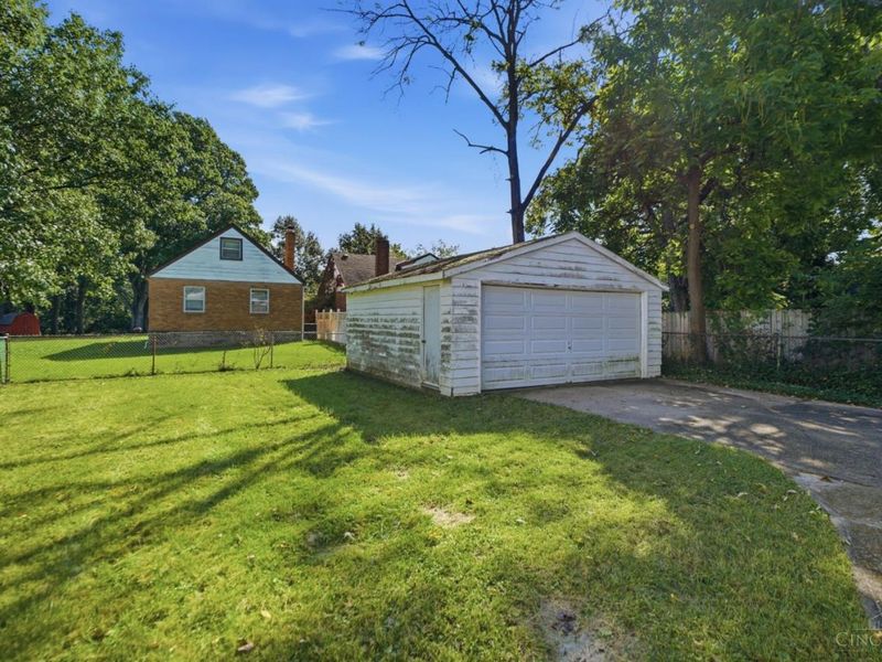 6404 Meis Avenue, Cincinnati, OH 45224 Photo 32