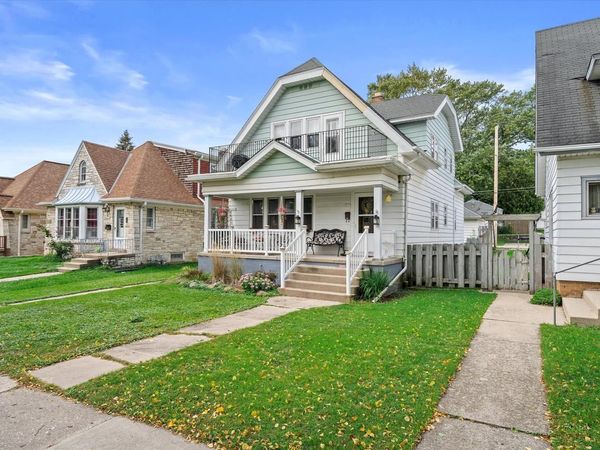3021 S 48th STREET, Milwaukee, WI 53219