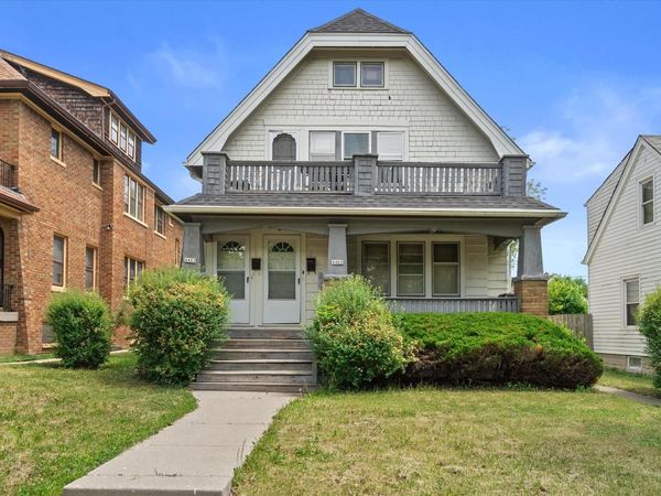4460 N 30th STREET, Unit 4462, Milwaukee, WI 53209