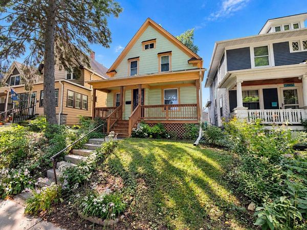 2819 S Clement AVENUE, Milwaukee, WI 53207