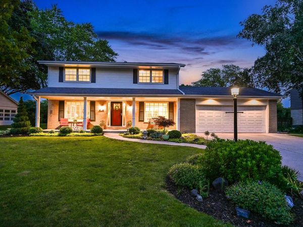 7408 N Seneca ROAD, Fox Point, WI 53217