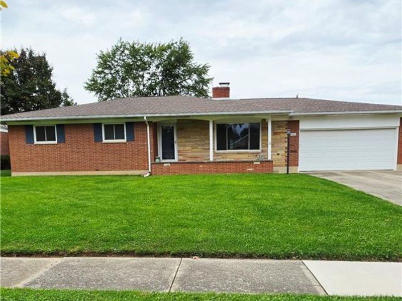 406 E Edgewood Street, Sidney, OH 45365 Photo 3