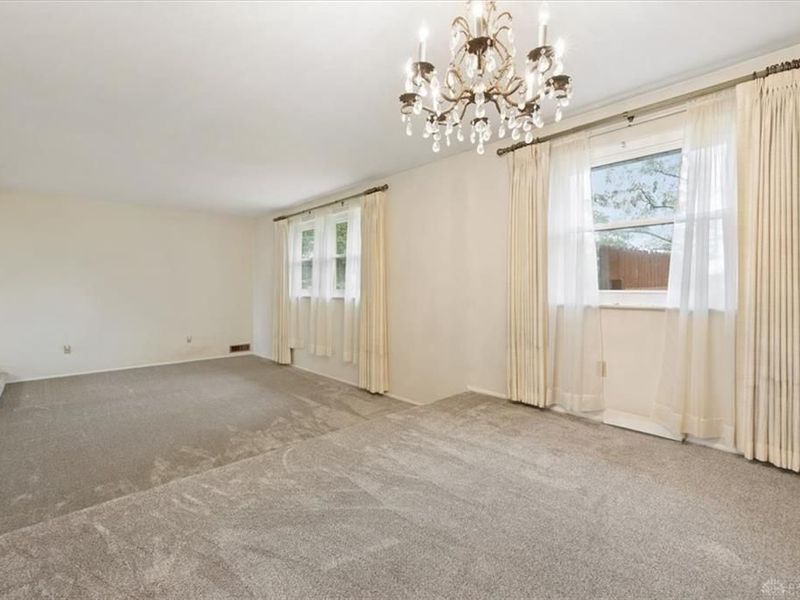 5325 David Drive, Tipp City, OH 45371 Photo 24