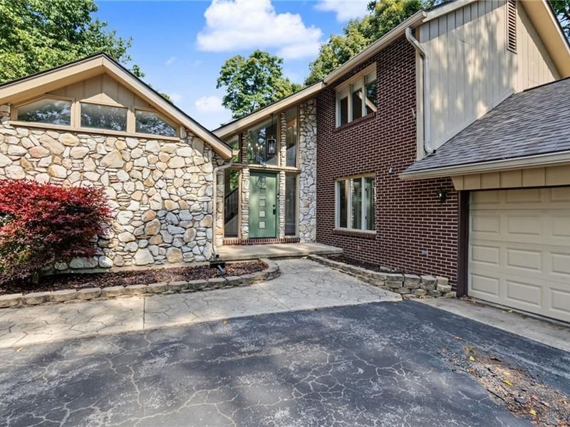 12773 Air Hill Road, Brookville, OH 45309 Photo 3