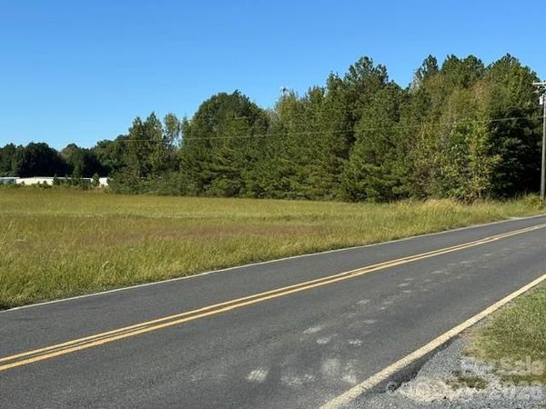 8511 Rocky River Road , Oakboro, NC 28129