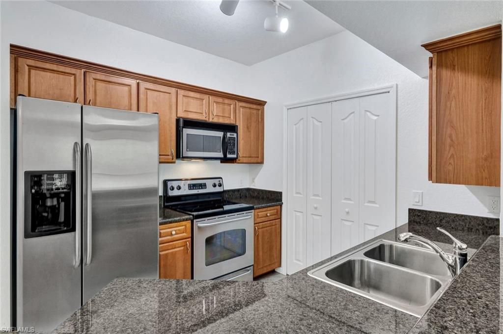 12955 Positano Cir, Unit 306, Naples, FL 34105 Photo