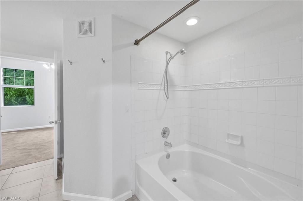 12955 Positano Cir, Unit 306, Naples, FL 34105 Photo