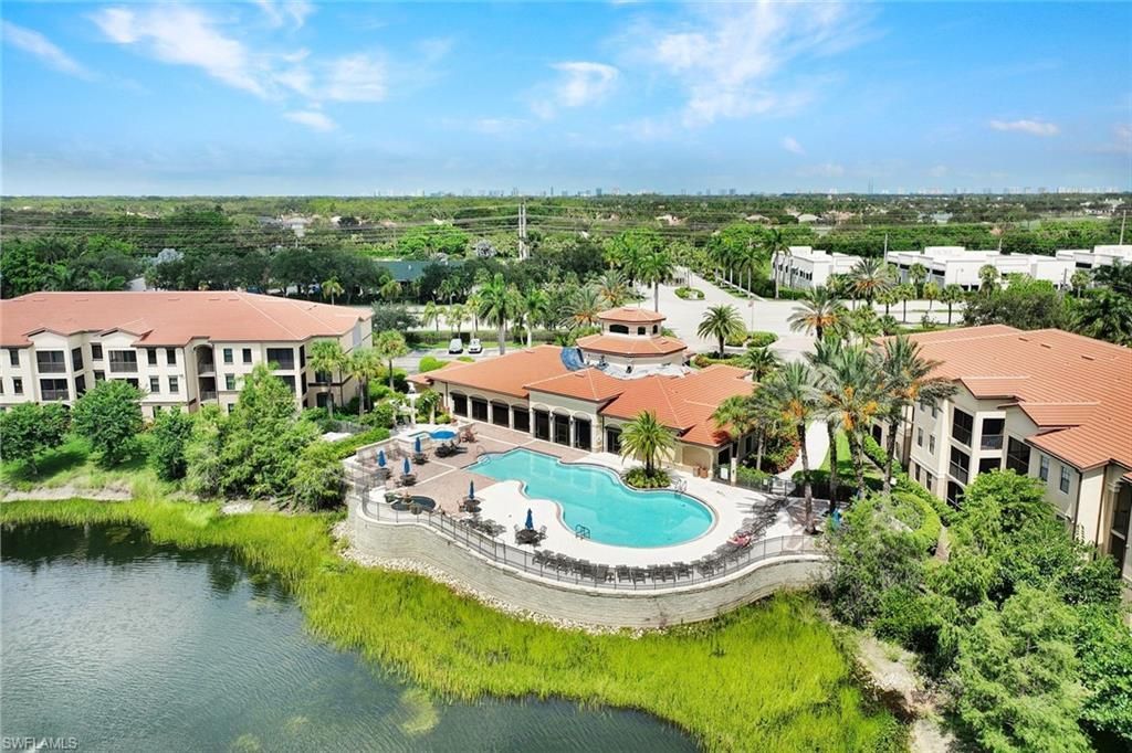 12955 Positano Cir, Unit 306, Naples, FL 34105 Photo