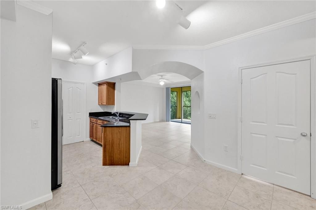 12955 Positano Cir, Unit 306, Naples, FL 34105 Photo